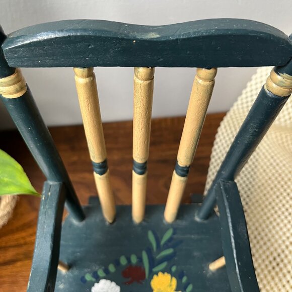 Wooden Toy Doll Rocking Chair Doll Furniture Hand Painted 10-3/4" Tall - Picture 9 of 15